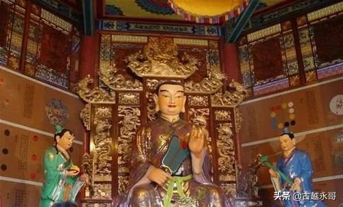 海南道士小明的日常趣事與友情紐帶，最新視頻揭秘