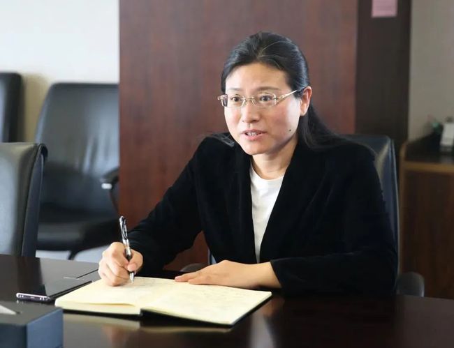 中石油方朝亮，石油傳奇的日常與最新動態(tài)