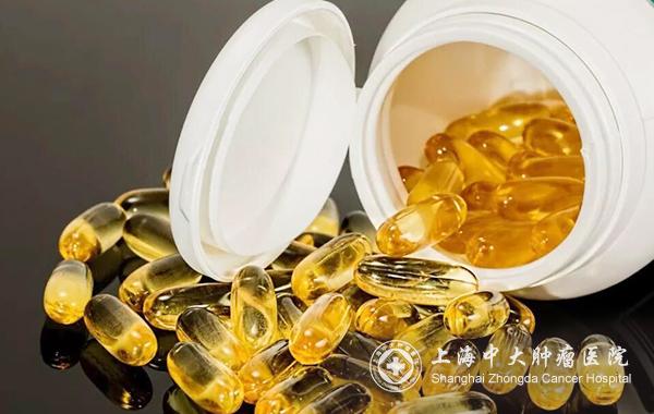 維生素最新動態(tài)，如何跟進學習并了解維生素更新信息