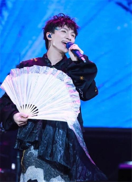 火花最新歌曲，自然美景之旅，探尋內(nèi)心的平和寧靜