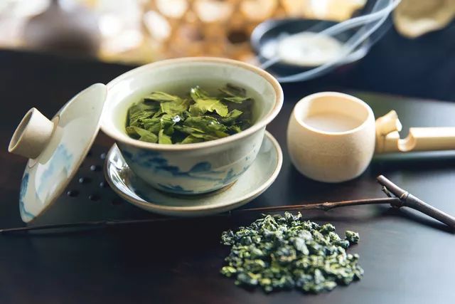 最新茶類(lèi)標(biāo)準(zhǔn)詳解，從入門(mén)到精通的指南