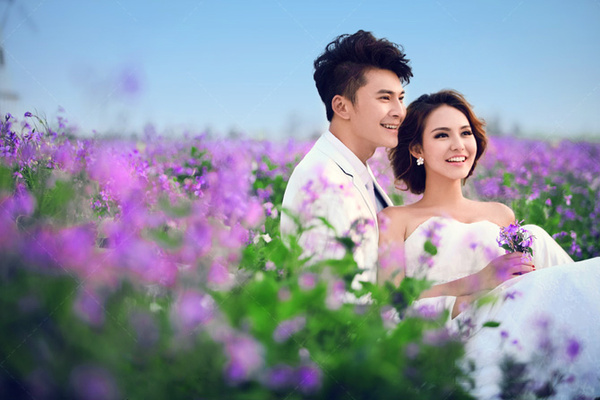 秋霞最新婚,秋霞最新婚，一場自然美景的探索之旅
