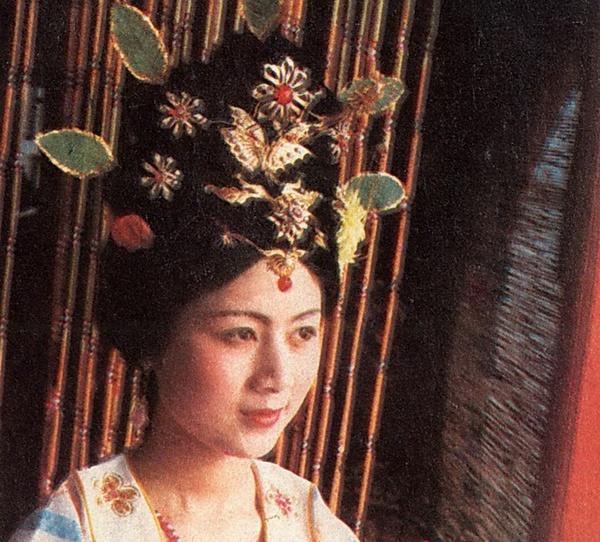 演員馬蘭圖片集，展現(xiàn)風采的劇照欣賞