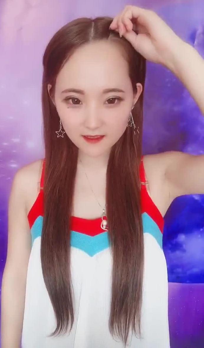 最新美拍編發(fā)教程，輕松打造時(shí)尚發(fā)型，瞬間提升你的魅力值！