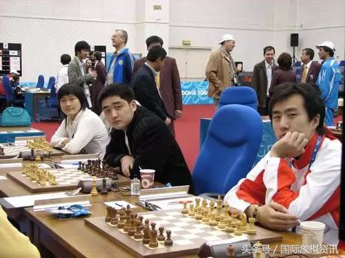 象棋賽場風(fēng)云，變化、自信與成就的舞臺之戰(zhàn)