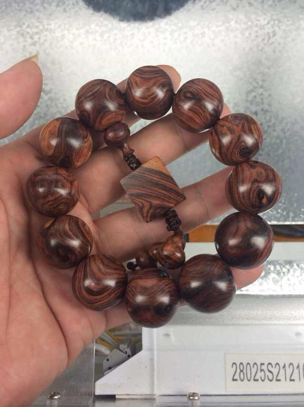 海南黃花梨當(dāng)前價格全面指南，最新行情解析與深度解讀