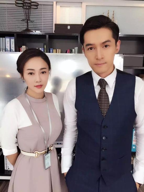 美國電影明星男演員力薦的高科技產(chǎn)品，科技之光引領(lǐng)生活變革