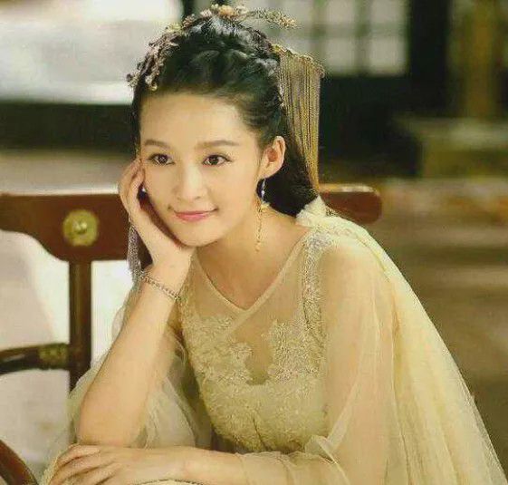 荊小八在楚喬傳中的熱血演繹，傳奇演員展現(xiàn)角色魅力！