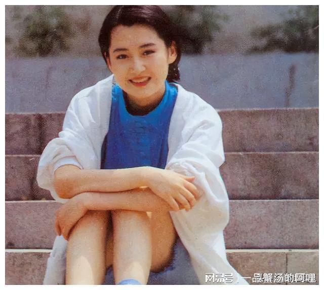 重磅推出，演員楊青科技新品，引領(lǐng)未來生活新潮流！