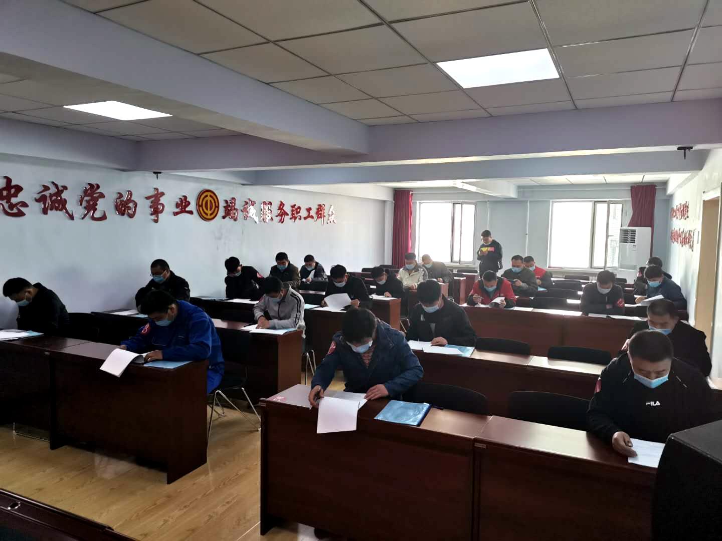 汽修技藝較量，時代的印記與技術的榮光競賽