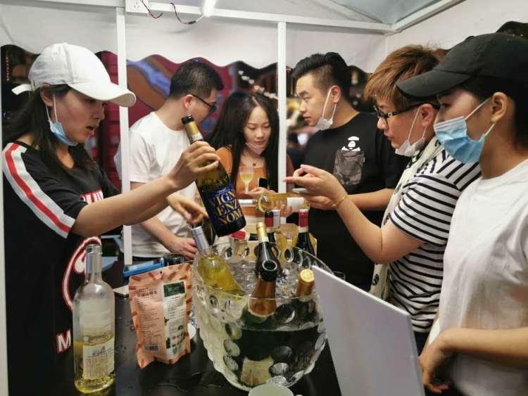 捕魚達(dá)人2最新版，小巷神秘寶藏探索與特色小店奇妙之旅