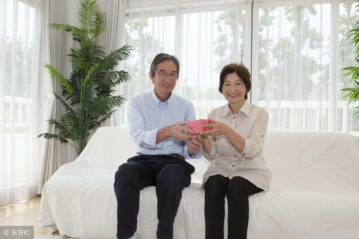最新挖雞眼視頻，小巷深處的獨特挖雞眼之旅探索