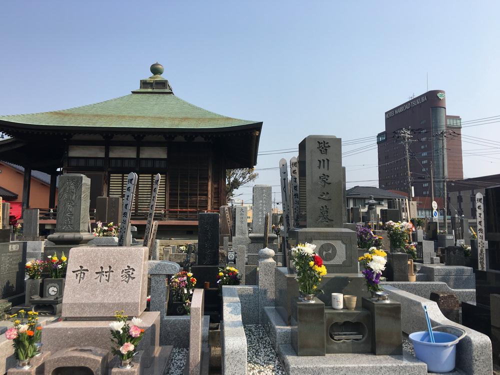 最新墓地圖片與小徑特色小店，探尋安寧之地的獨(dú)特韻味