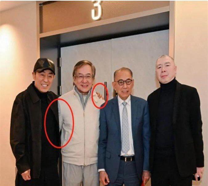 成龍最新動(dòng)態(tài)揭秘，小巷深處的驚喜探索之旅（2025年）
