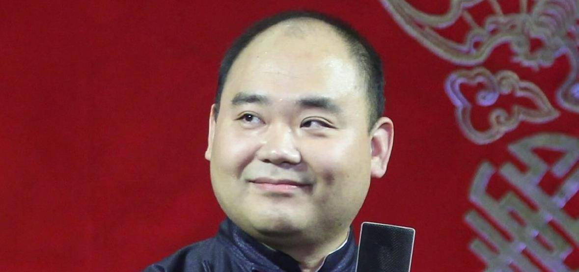 侯震最新，自然美景之旅，探尋內(nèi)心平和之地