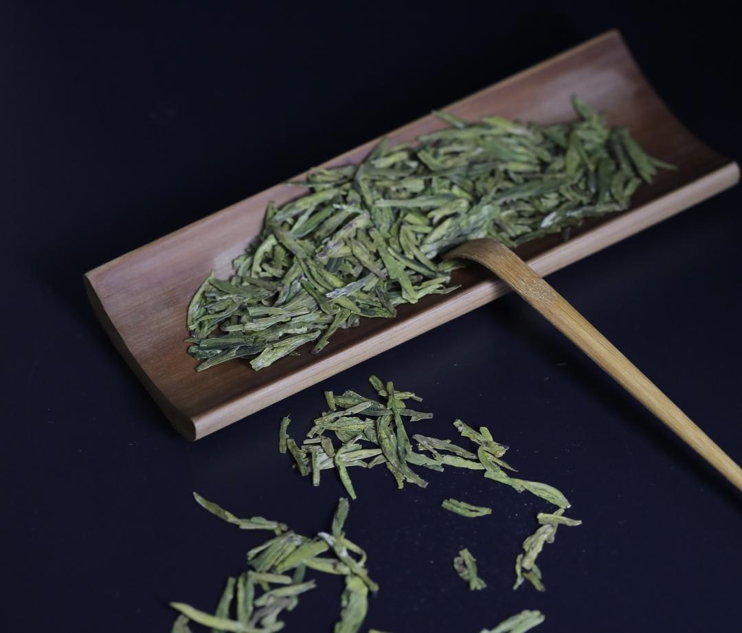 時尚夢幻新寵，最新縮合色引領潮流風暴！