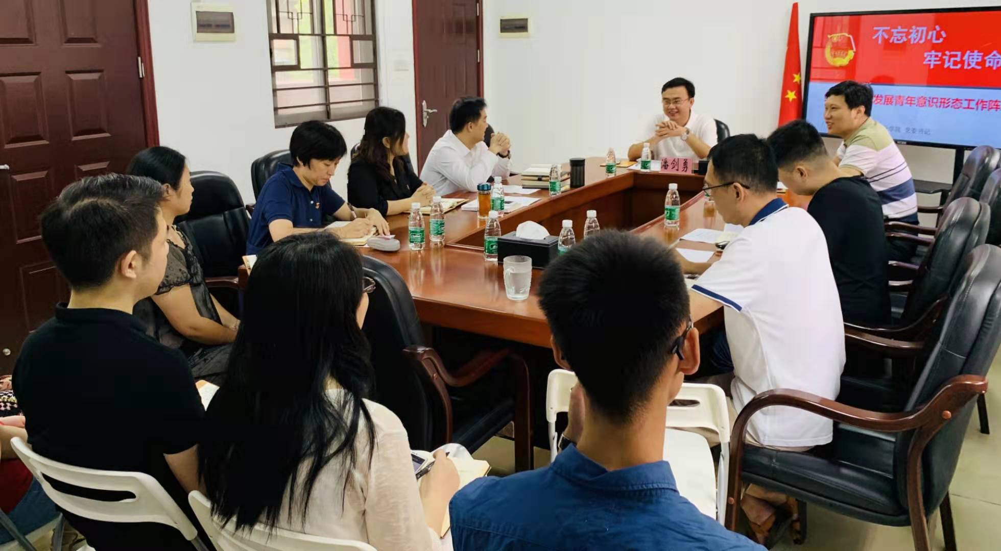 自然美景之旅，黨團(tuán)課最新與內(nèi)心的平和寧靜探尋