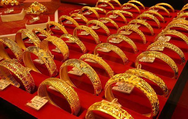 最新黃金回收價格老鳳祥，科技重塑黃金價值，引領(lǐng)未來生活體驗