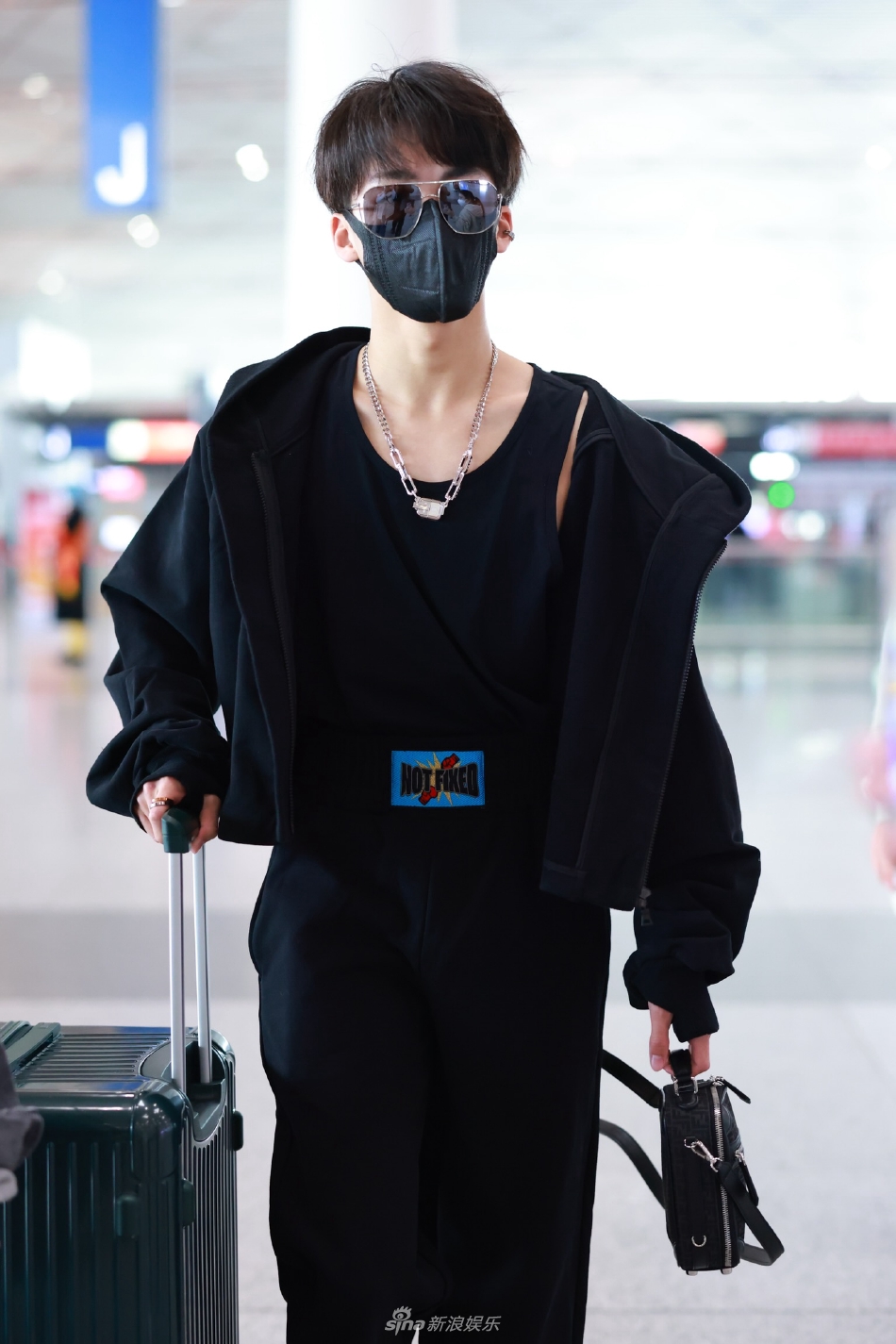 何洛洛機(jī)場(chǎng)最新動(dòng)態(tài)，自然美景的輕松探索之旅